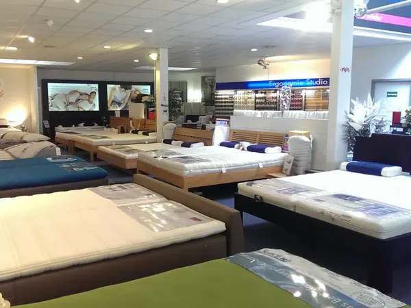 Bettenstudio mit Matratzen-Ausstellung und Ergonomieberatung im Showroom